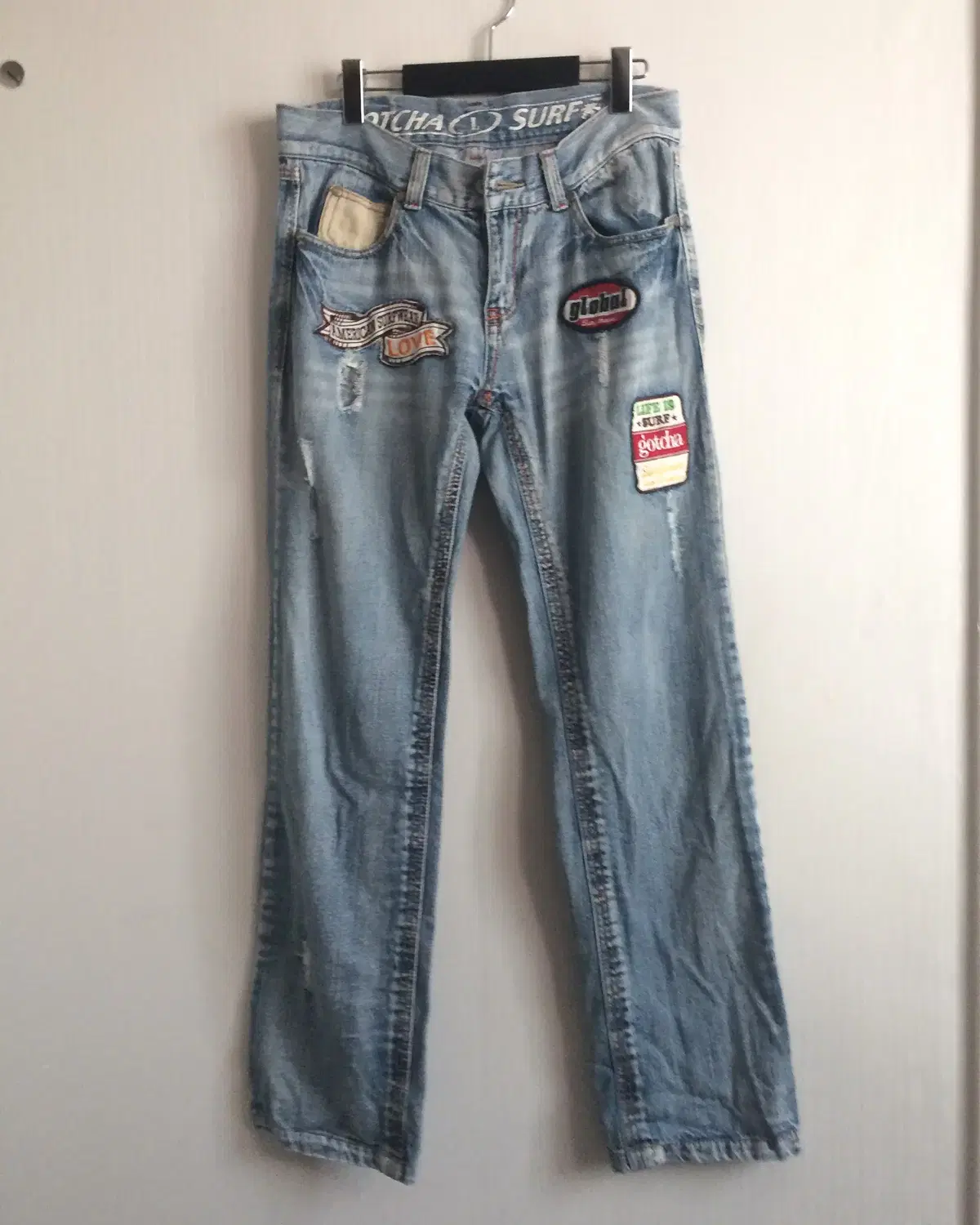 Gotcha patch point denim pants